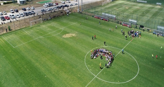 Başkan Sekmen: “Futbolda da Erzurum'dan Avrupa'ya yıldız sporcular yetiştireceğiz”
