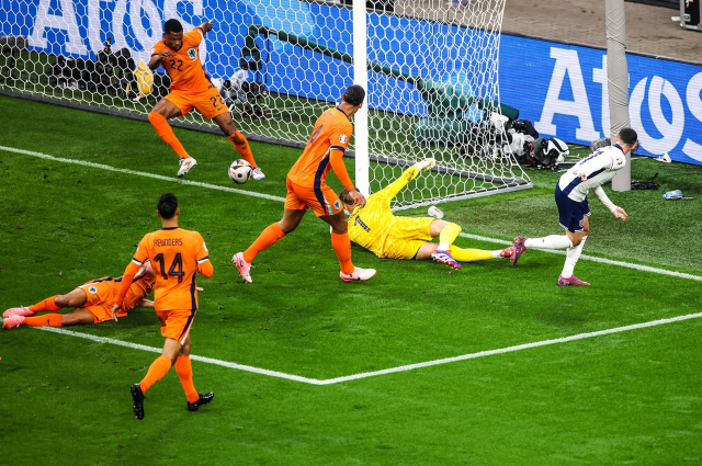 Hollanda'yı 2-1 yenen İngiltere, EURO 2024 finalinde İspanya'nın rakibi oldu