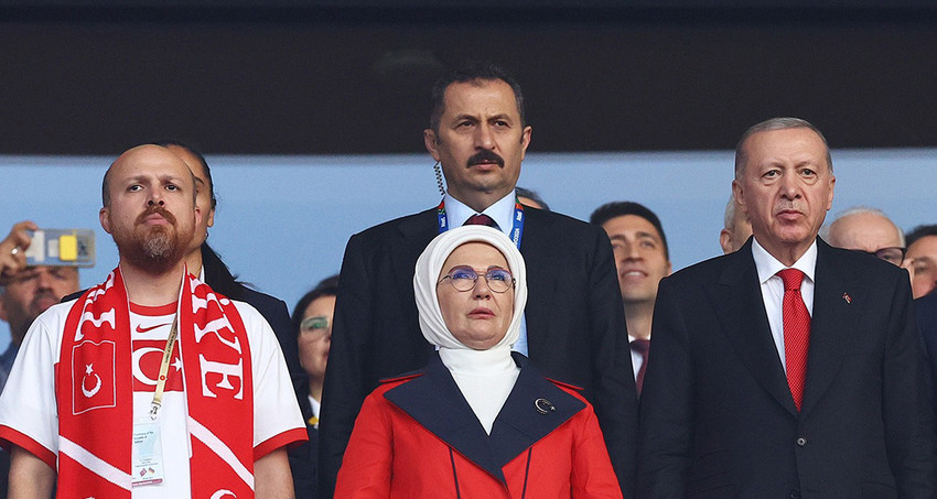 Avrupa Şampiyonası EURO 2024'te Hollanda ile Türkiye arasında oynanan ve A Millilerimizin turnuvaya veda ettiği çeyrek final maçında Cumhurbaşkanı Erdoğan'a sansür uygulandığı iddiası gündeme bomba gibi düştü. 