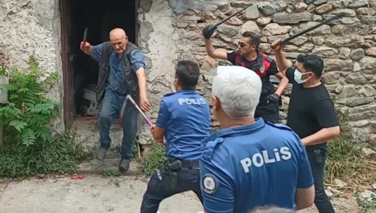 Bursa’da polisi bıçaklayan "çöp ev" sahibinin ifadesi ortaya çıktı: Ben peygamberim, cumhurbaşkanıyım