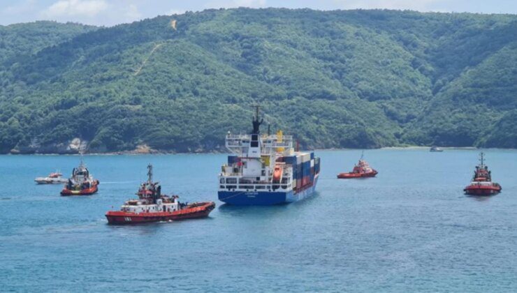 İstanbul Boğazı’nda trafik geçici olarak askıya alındı