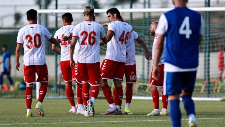 Sivasspor, Erzurumspor FK’yı 1-0 mağlup etti