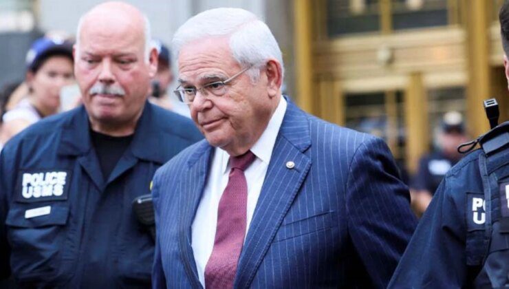 Türkiye düşmanı açıklamalarıyla tanınıyordu! ABD Senatörü Bob Menendez istifa etti