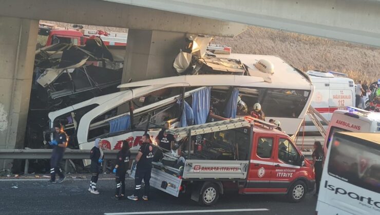 Ankara’da otobüs köprüye saplandı: 9 can kaybı