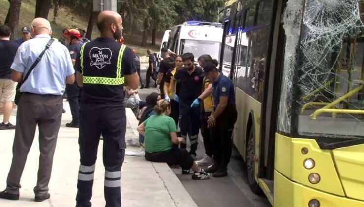 Bakırköy’de TIR, İETT otobüsünün üzerine devrildi: Yaralılar var