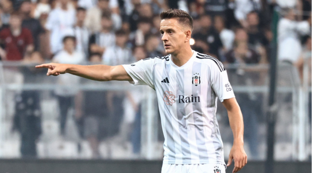 Beşiktaş, Amir Hadziahmetovic'i Süper Lig ekibine gönderiyor