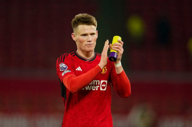 En-Nesyri'yi tahtından edecek! Galatasaray, McTominay için 20 milyon euroyu gözden çıkardı