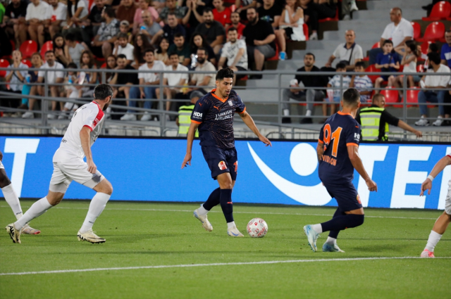 UEFA Konferans Ligi'ndeki temsilcimiz RAMS Başakşehir, deplasmanda Iberia Tiflis'i 1-0 yendi.