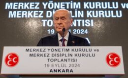 Bahçeli: Anayasa’nın ilk dört maddesine şaşı bakanlar bizim için yok hükmündedir