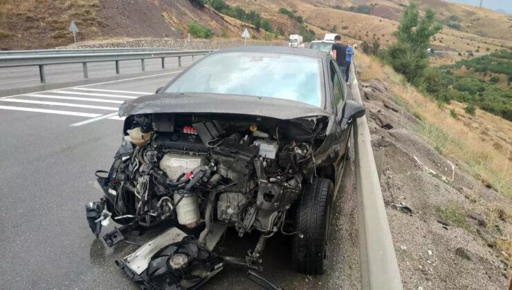 Erzurum’da yağmur nedeniyle kaza: Sürücü hafif yaralandı