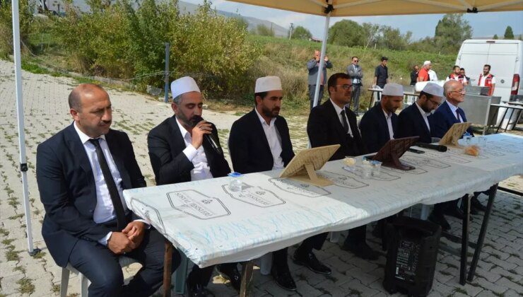 FETÖ Darbe Girişiminde Şehit Düşen Polis İçin Mevlit Okundu