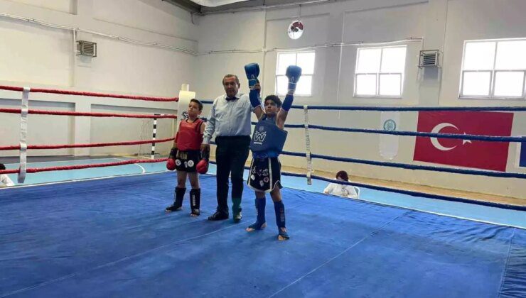 Ömer Faruk Bingöl Avrupa Muay Thai Kupası’na Hazırlanıyor