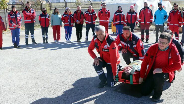 Erzurum’da UMKE Temel Modül Eğitimi Başarıyla Tamamlandı