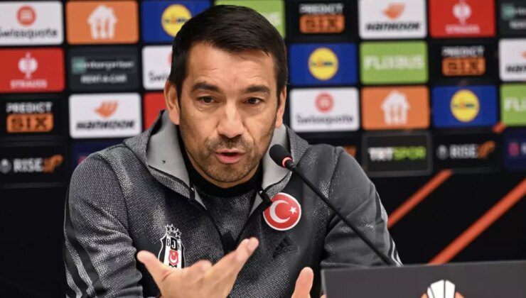 Beşiktaş’ta teknik direktör Giovanni van Bronckhorst ile yollar ayrıldı