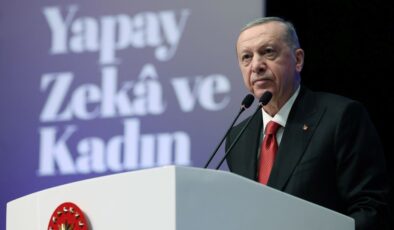 Cumhurbaşkanı Erdoğan: Trump’tan eski yönetimin hatalı politikalarını terk etmesini bekliyoruz