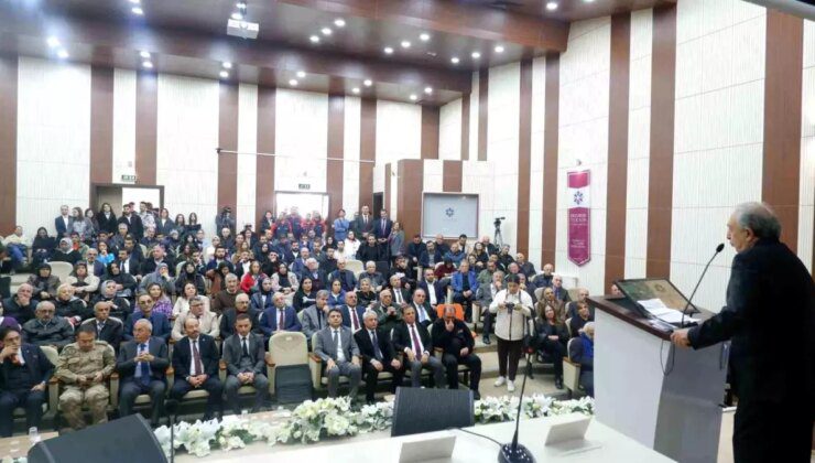 Erzurum’da Deprem Gerçeği Paneli Düzenlendi