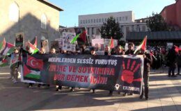 Sağlık çalışanlarının protesto yürüyüşleri bir yıldır devam ediyor