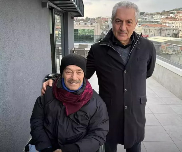 4 ay yoğun bakımda kalan Kadir İnanır'ın ilk fotoğrafı